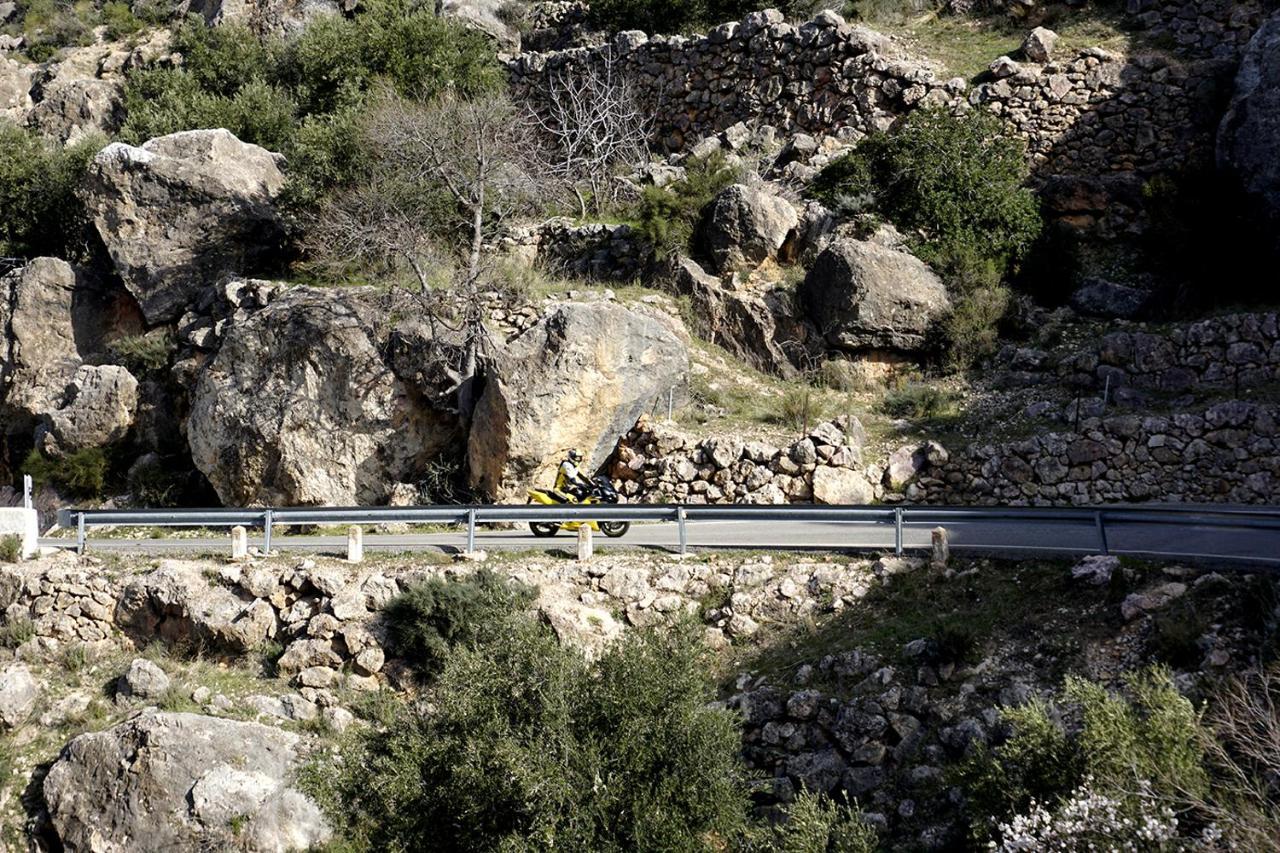 איינה Alojamientos Rurales Entre Rocas מראה חיצוני תמונה