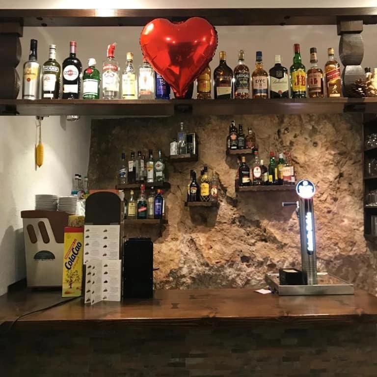 איינה Alojamientos Rurales Entre Rocas מראה חיצוני תמונה